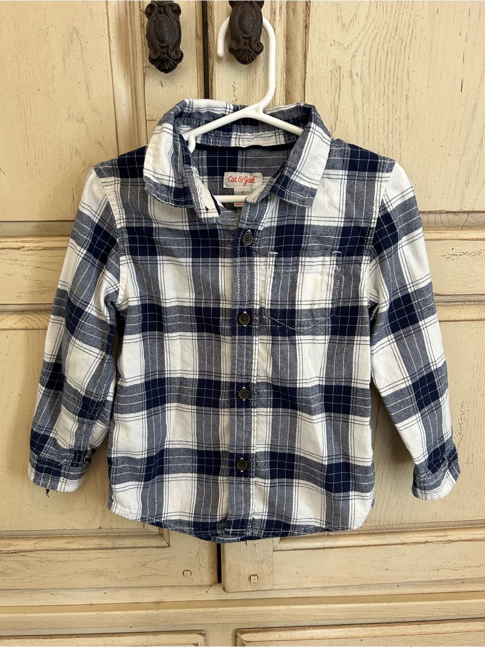 Cat & Jack Blue and White Plaid Button-Up Shirt